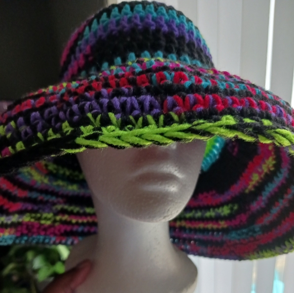 Handmade Crochet Sun Hat(New) - Picture 2 of 3